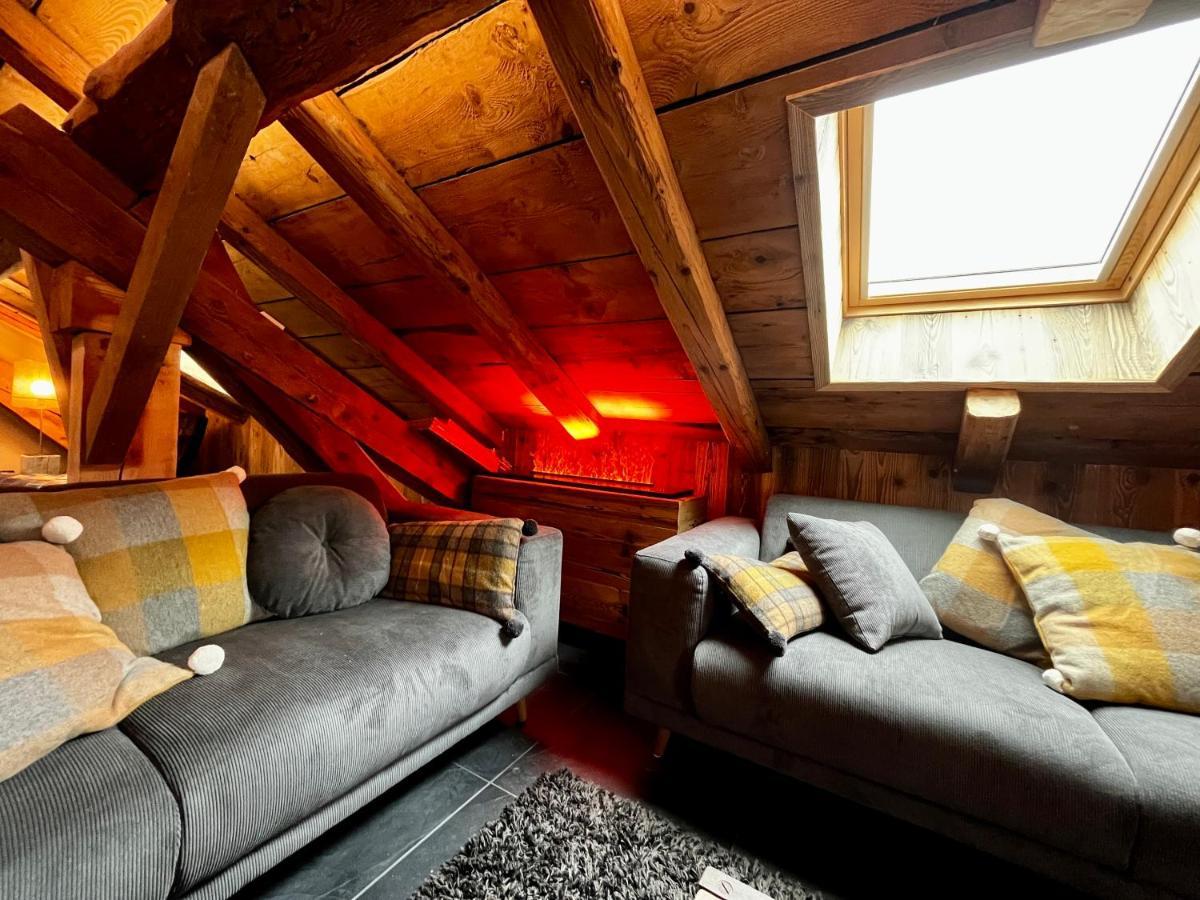 ג'רארדמר Stone Lake Luxury Lodge מראה חיצוני תמונה